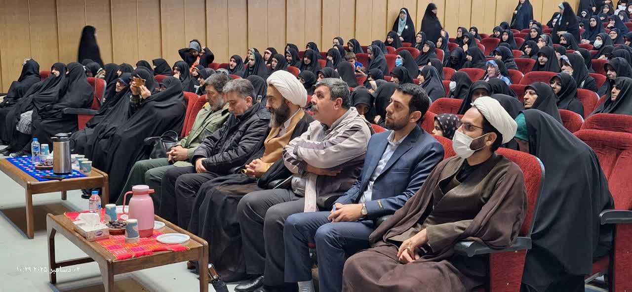 حضرت ام البنین (ع) الگوی زن تراز انقلاب اسلامی است