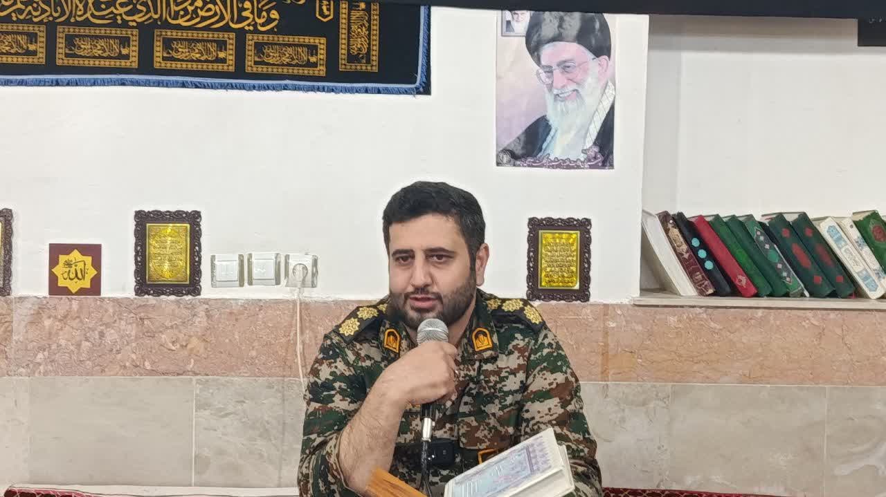 زن مؤمن؛ سازنده آینده کشور و خط مقدم مقابله با جنگ نرم