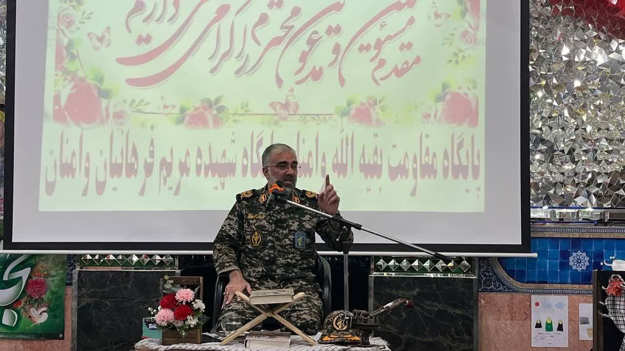 ولایت‌مداری ؛آموزه‌ي جاودان حضرت فاطمه زهرا(س)