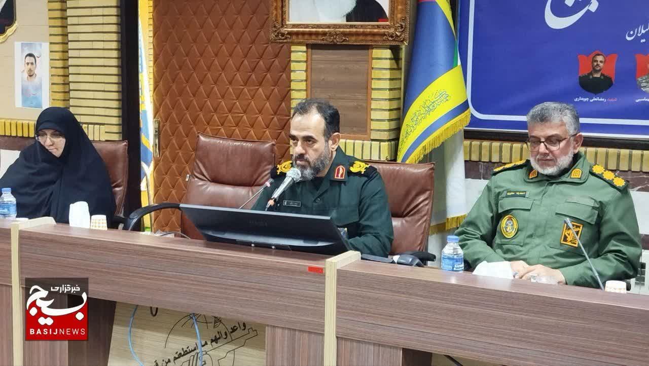 زن معیار قوت خانواده و سرچشمه فرهنگ‌سازی نسل آینده است