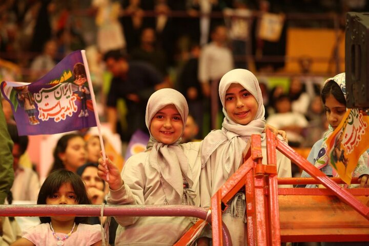 نهال با هدف پرورش سطح مهارت  خلاقیت در کودکان شروع به کار کرد