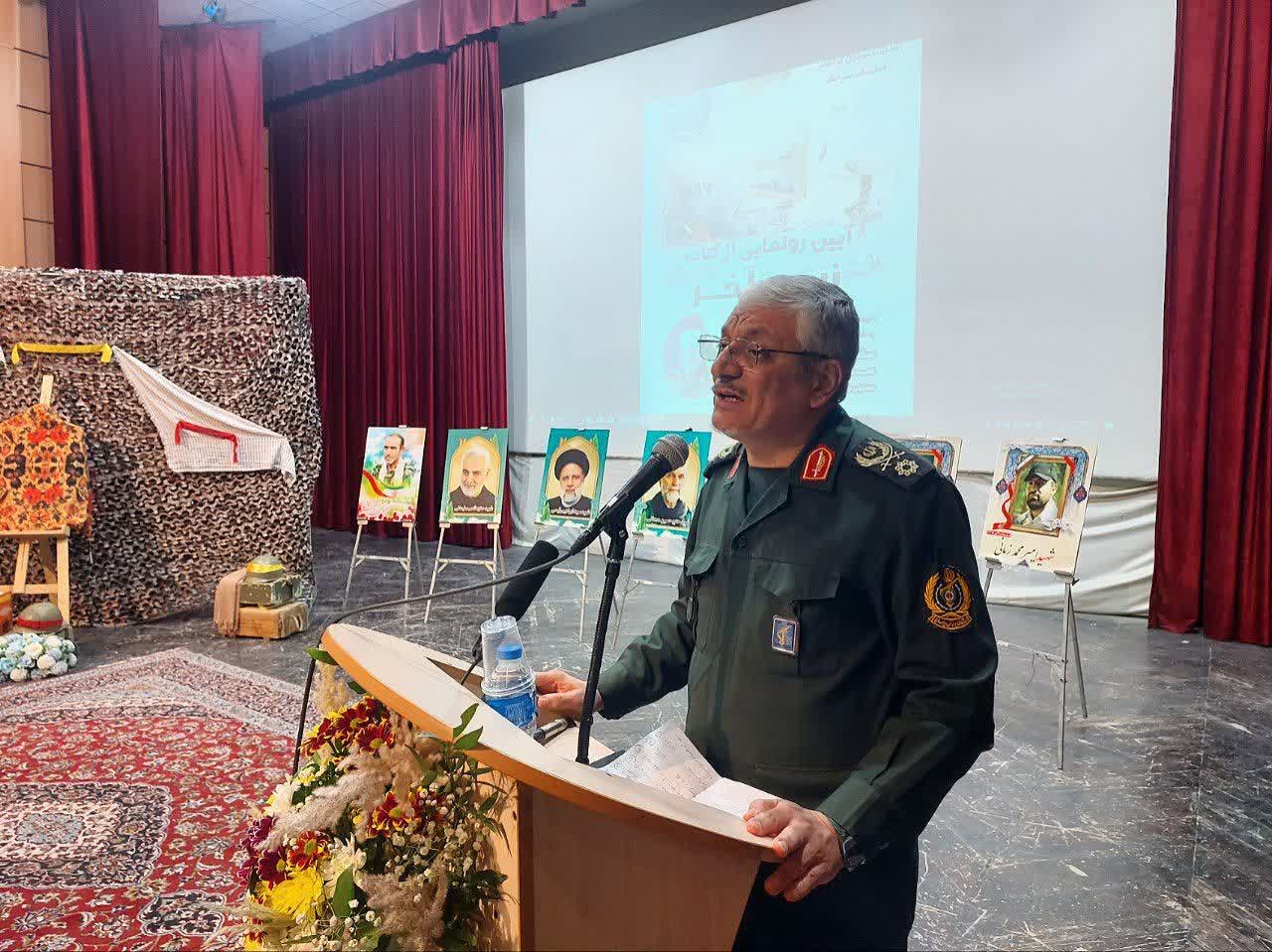 سردار طلایی نیک در مراسم رونمایی از کتاب «نبرد آخر»؛ جهاد تبیین، عرصه نبرد اصلی امروز است