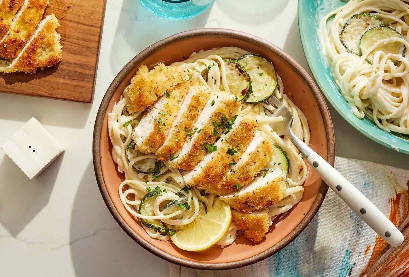 طرز تهیه پاستا مرغ و لیمو، تجربه‌ای جذاب از پاستا