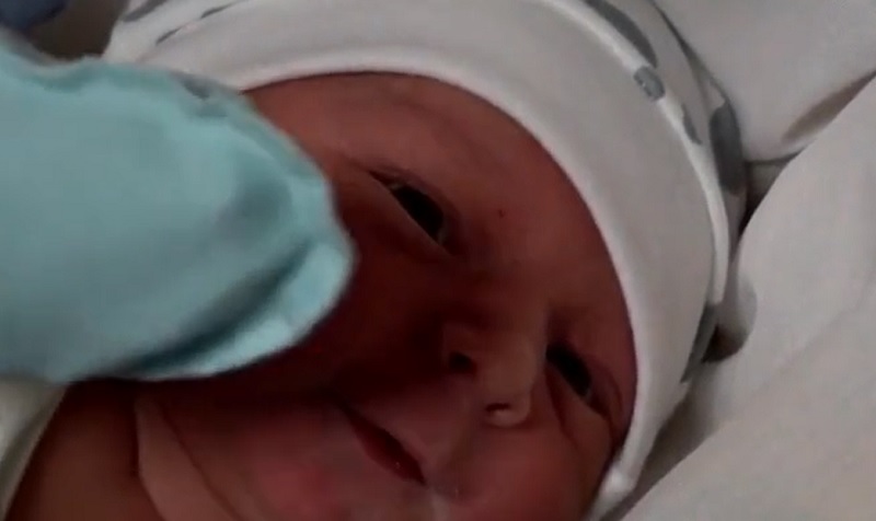 تجربه نخستین روز مادر شدن در آستانه روز مادر/ روایت بانوان کردستانی از احساسی که وصف‌نشدنی است