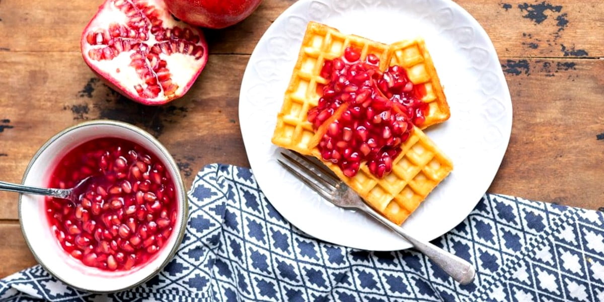 طرز تهیه کمپوت انار داغ، دسر مناسب شب یلدا