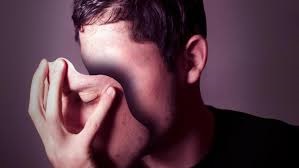 شناخت چهره واقعی آدم‌ها؛ ۱۱ ویژگی رفتاری دروغگوها