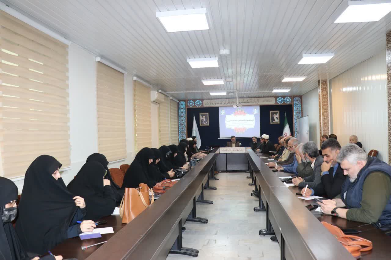 صفارهرندی: پیوند ساختار حاکمیتی با شبکه‌های مردمی، شرط انسجام پایدار نظام است