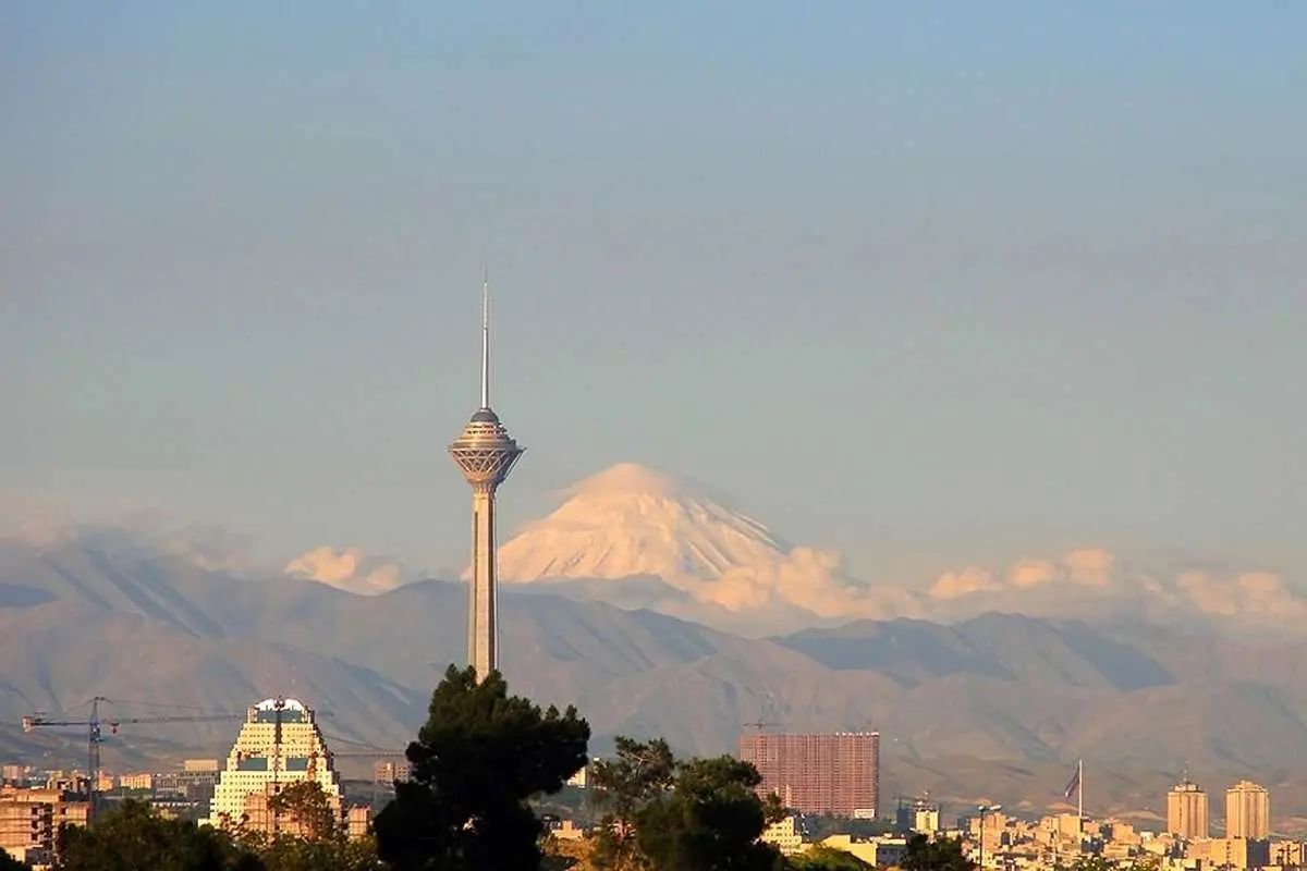 هشدار نارنجی آلودگی برای تهران و ۳ کلانشهر دیگر/ برف و باران در ۱۰ استان