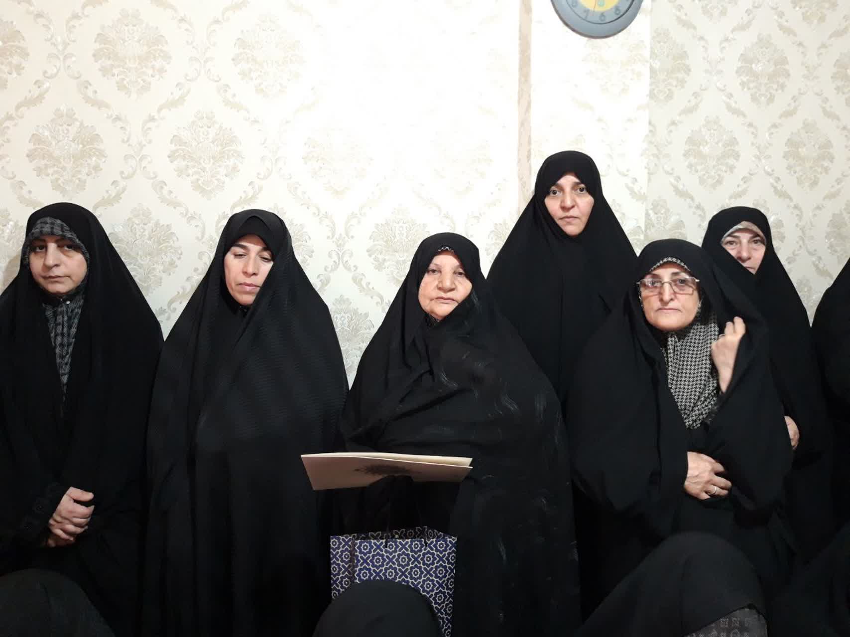 شیر زن آذری که خودش را وقف جهاد کرده بود