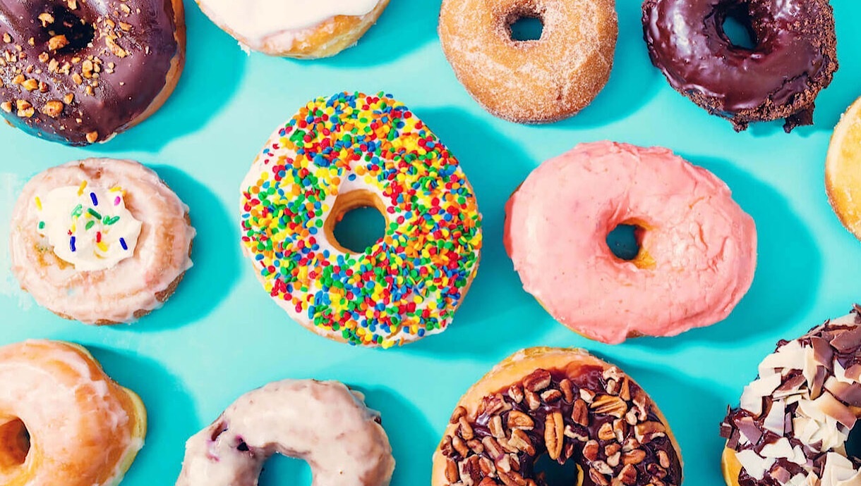 خوراکی‌های محبوبی که باعث سرطان می‌شوند