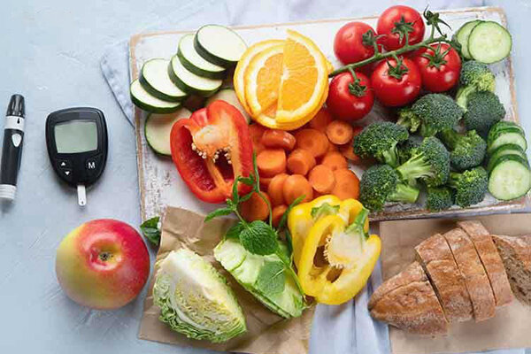 چه میوه‌هایی به کاهش وزن کمک می‌کنند؟