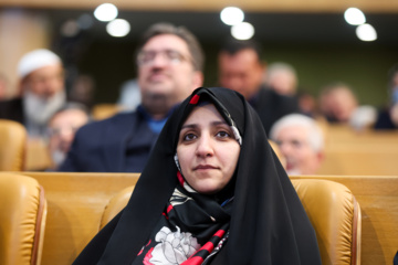 معاون رئیس جمهور: واژه خشونت از لایحه حمایت از زنان حذف شدنی نیست