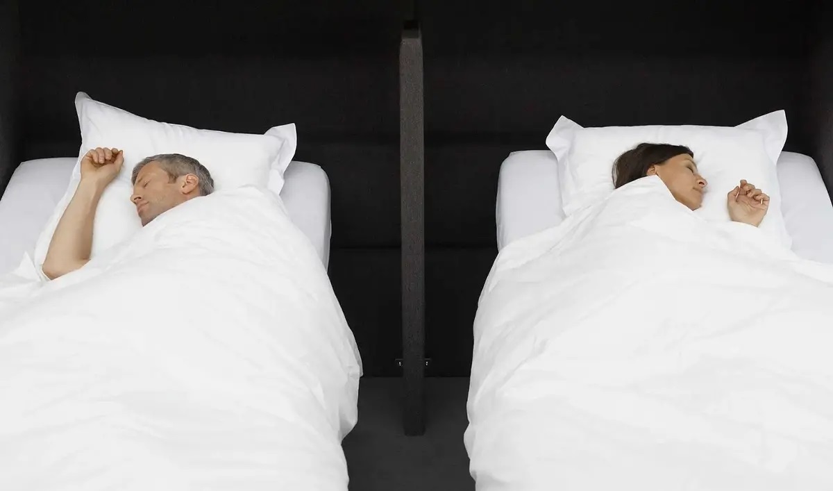 «طلاق خواب»؛ عارضه خاموشی که زوج‌ها را بی‌خبر از هم جدا می‌کند