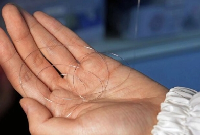 دانشمندان یک رایانه قدرتمند را درون«نخ» جا دادند!