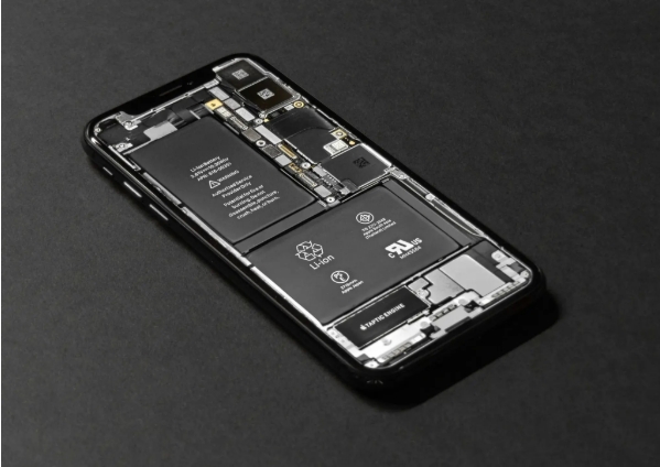 پایان داغ شدن موبایل با یک باتری جدید