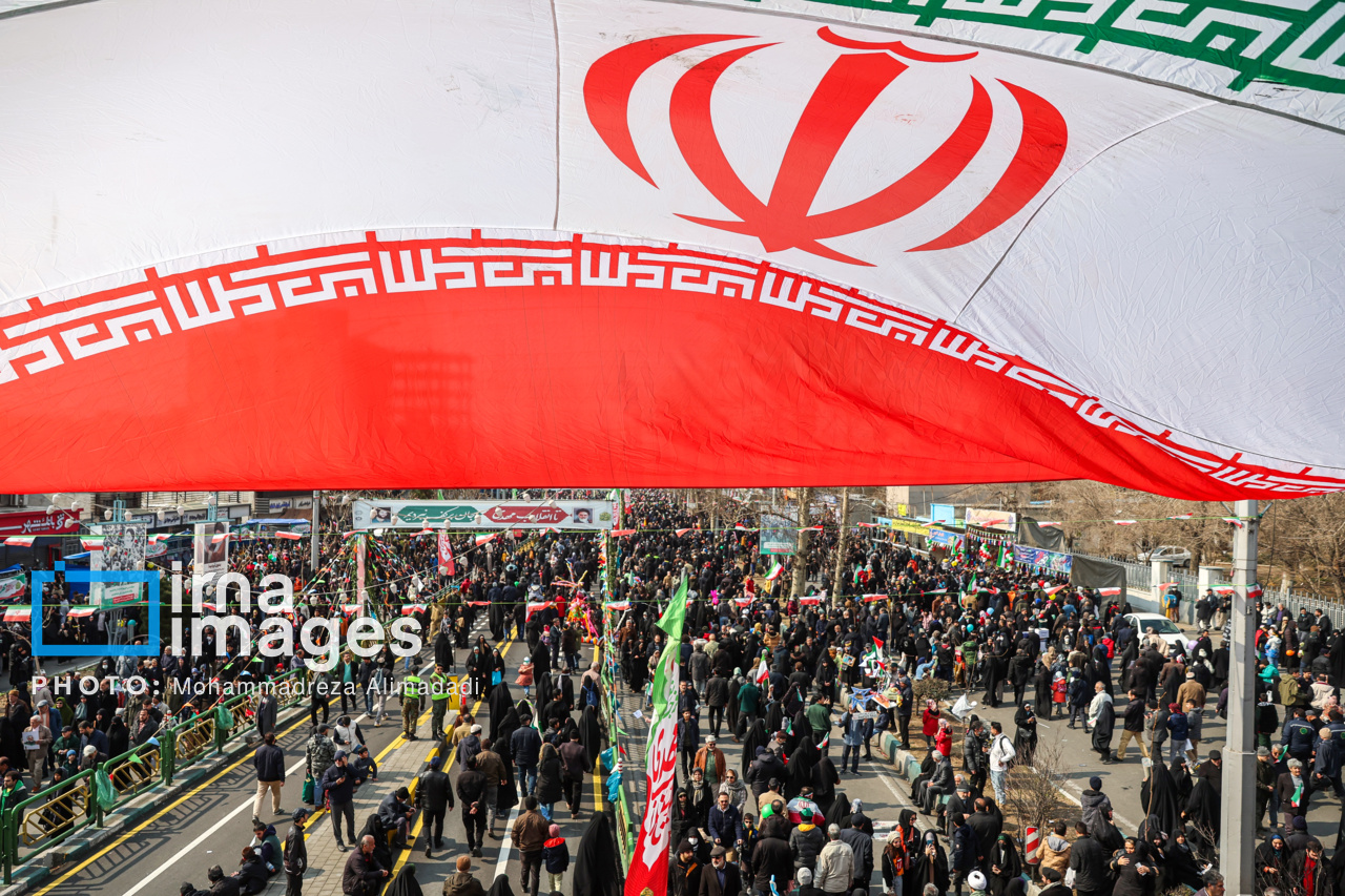 فشار حداکثری دشمن، وحدت حداکثری مردم؛ ۲۲ بهمن پاسخ تاریخی ایران