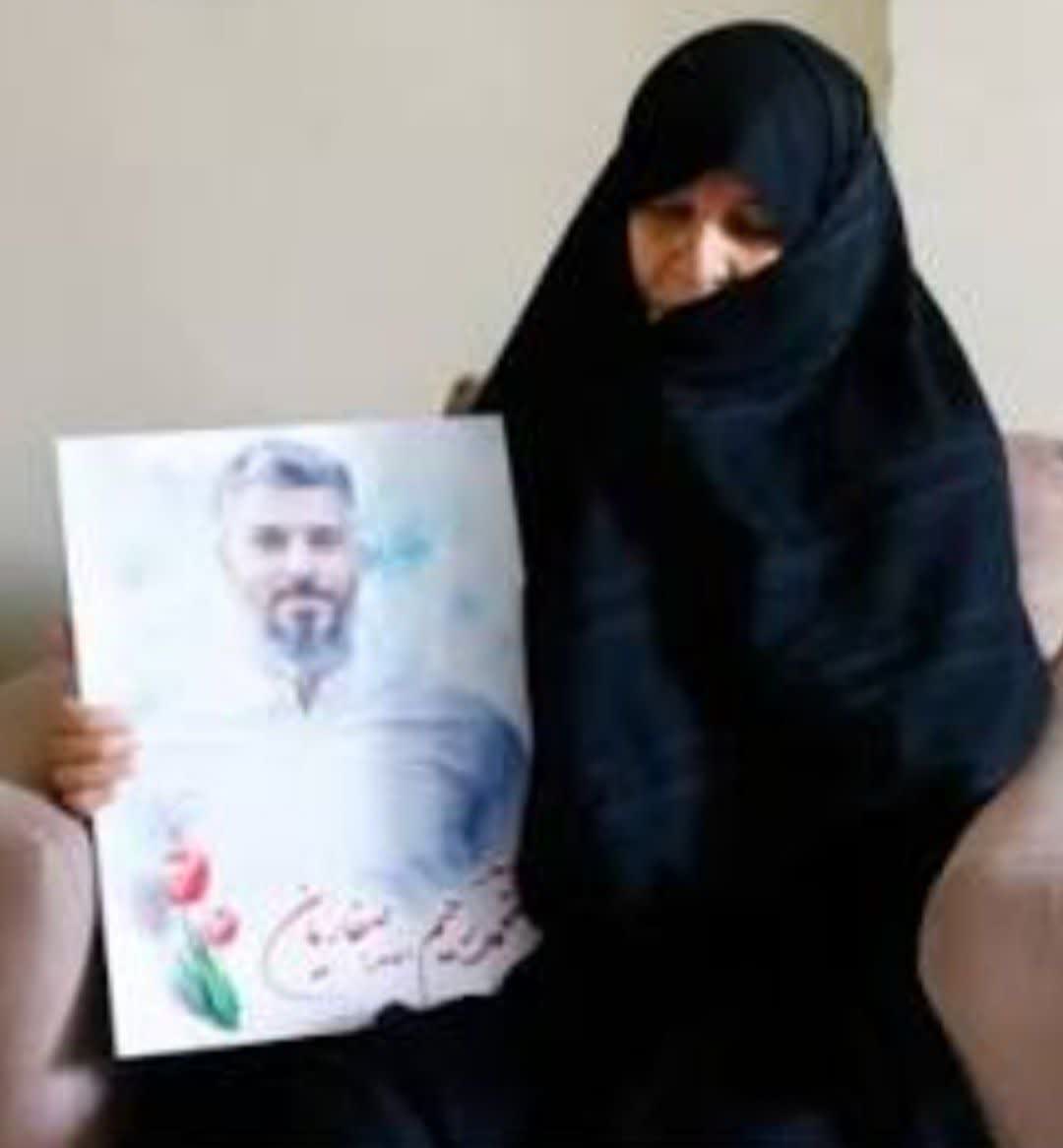 مادر شهید حامد صفاریان: در کارنامه امروزم،۴۷ بار حضور در راهپیمایی ۲۲ بهمن را ثبت کرده ام