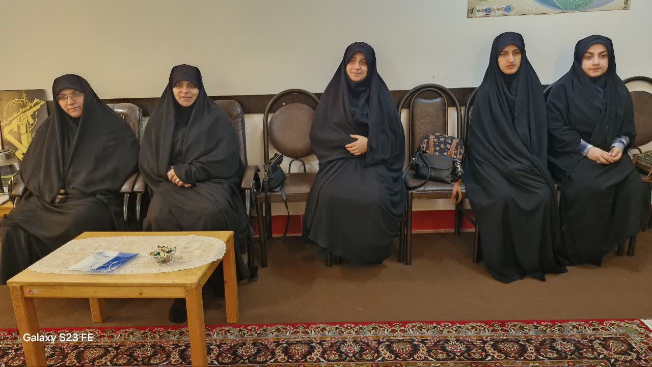 حماسه پشتیبانی خواهران درجنگ رمضان از پخت نان تا ارسال بسته‌های فرهنگی